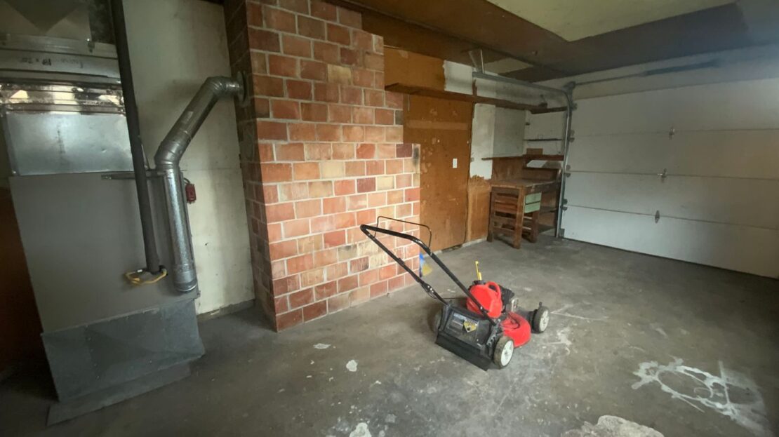 6818 86th ST SW - Tacoma - Washington - 3 bed, 1.5 bath rental property