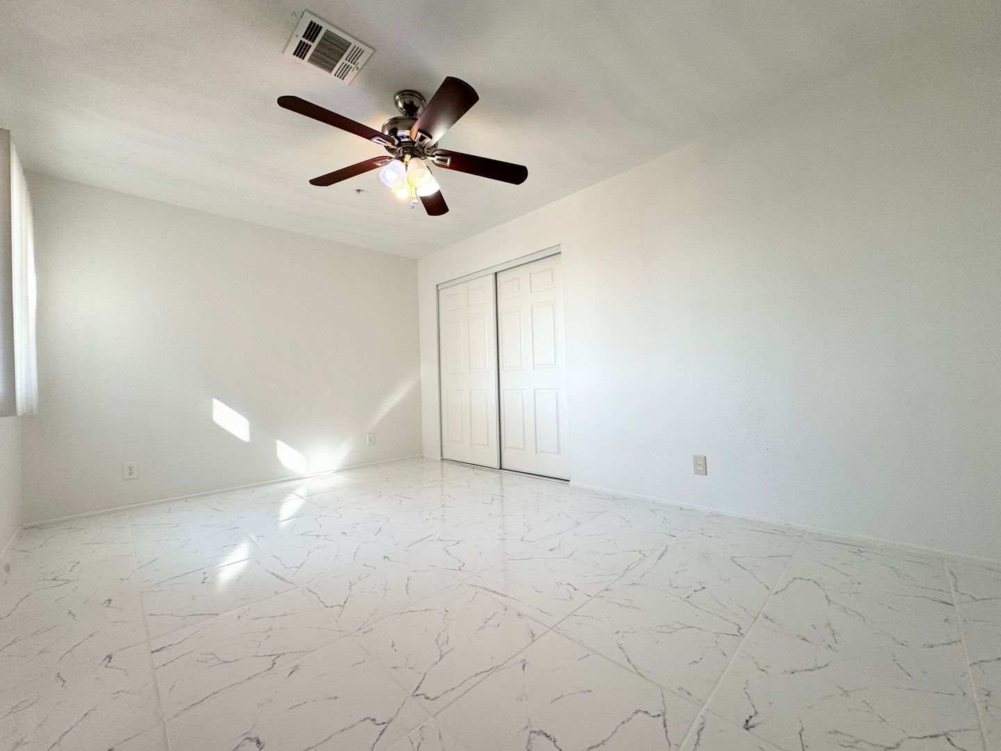 68210 Calle Las Tiendas - B - Desert Hot Springs - California - 2 bed, 2 bath rental property