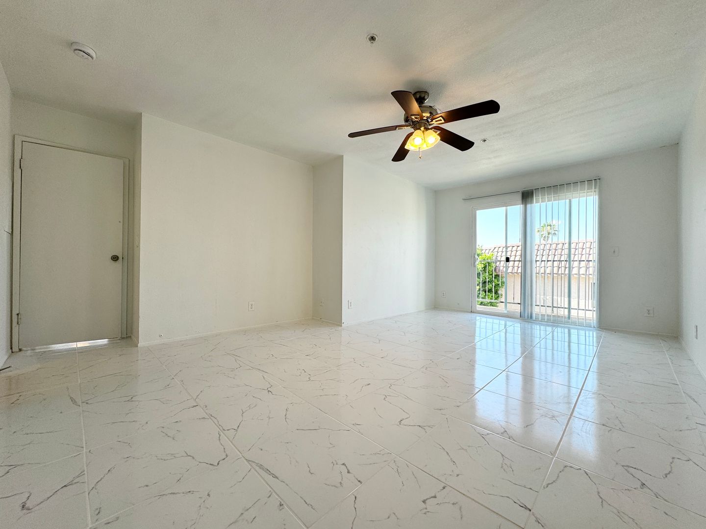 68210 Calle Las Tiendas - B - Desert Hot Springs - California - 2 bed, 2 bath rental property