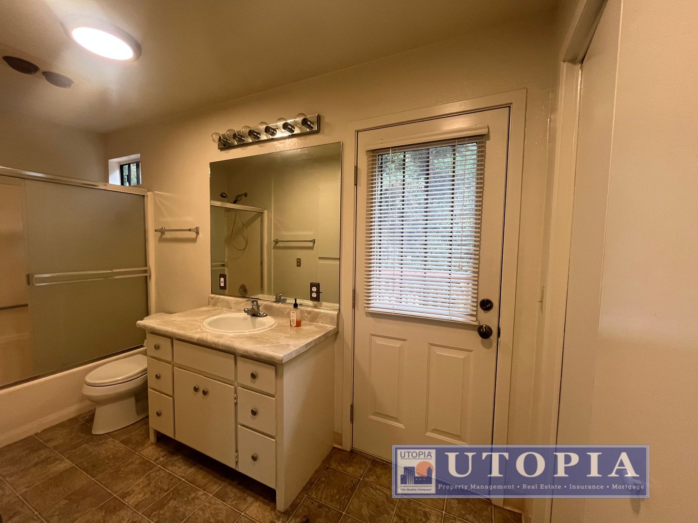 6932 Highway 9 Unit B - Felton - California - 1 bed, 1 bath rental property