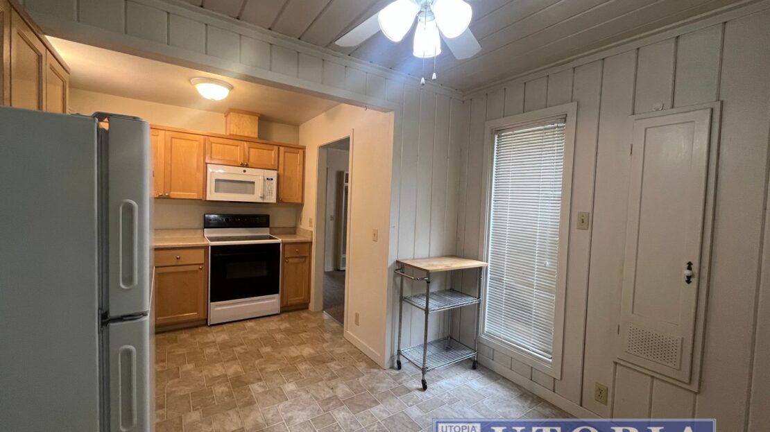 6932 Highway 9 Unit B - Felton - California - 1 bed, 1 bath rental property