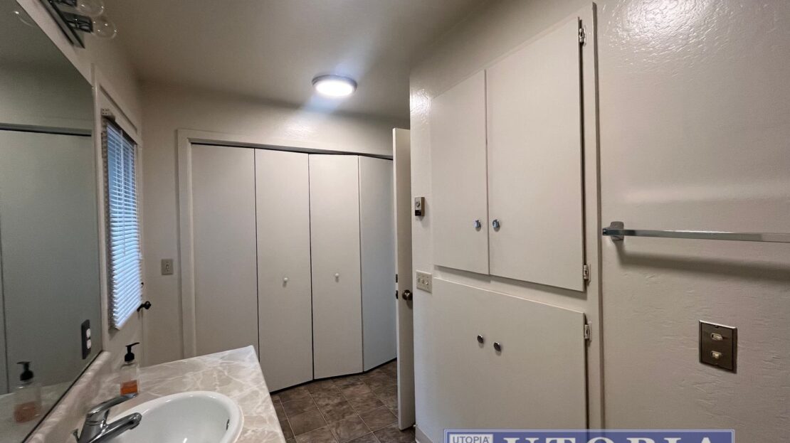 6932 Highway 9 Unit B - Felton - California - 1 bed, 1 bath rental property