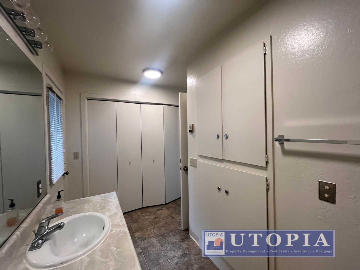 6932 Highway 9 Unit B - Felton - California - 1 bed, 1 bath rental property