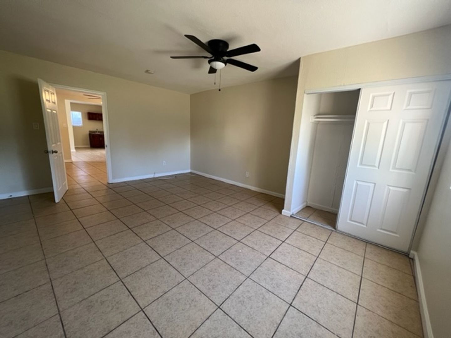 6951 Garden Drive Unit B - San Bernardino - California - 3 bed, 1 bath rental property