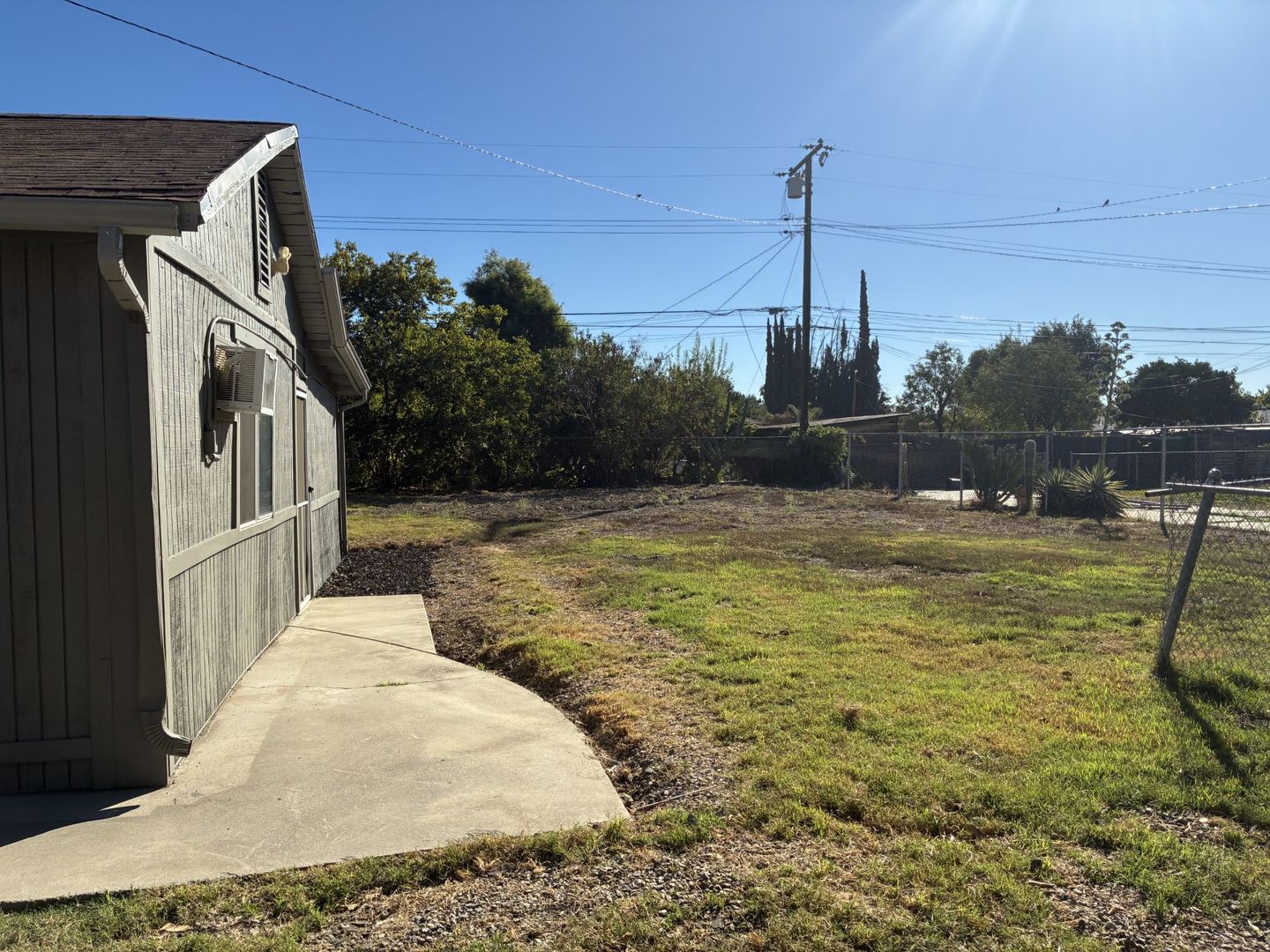 6951 Garden Drive Unit B - San Bernardino - California - 3 bed, 1 bath rental property