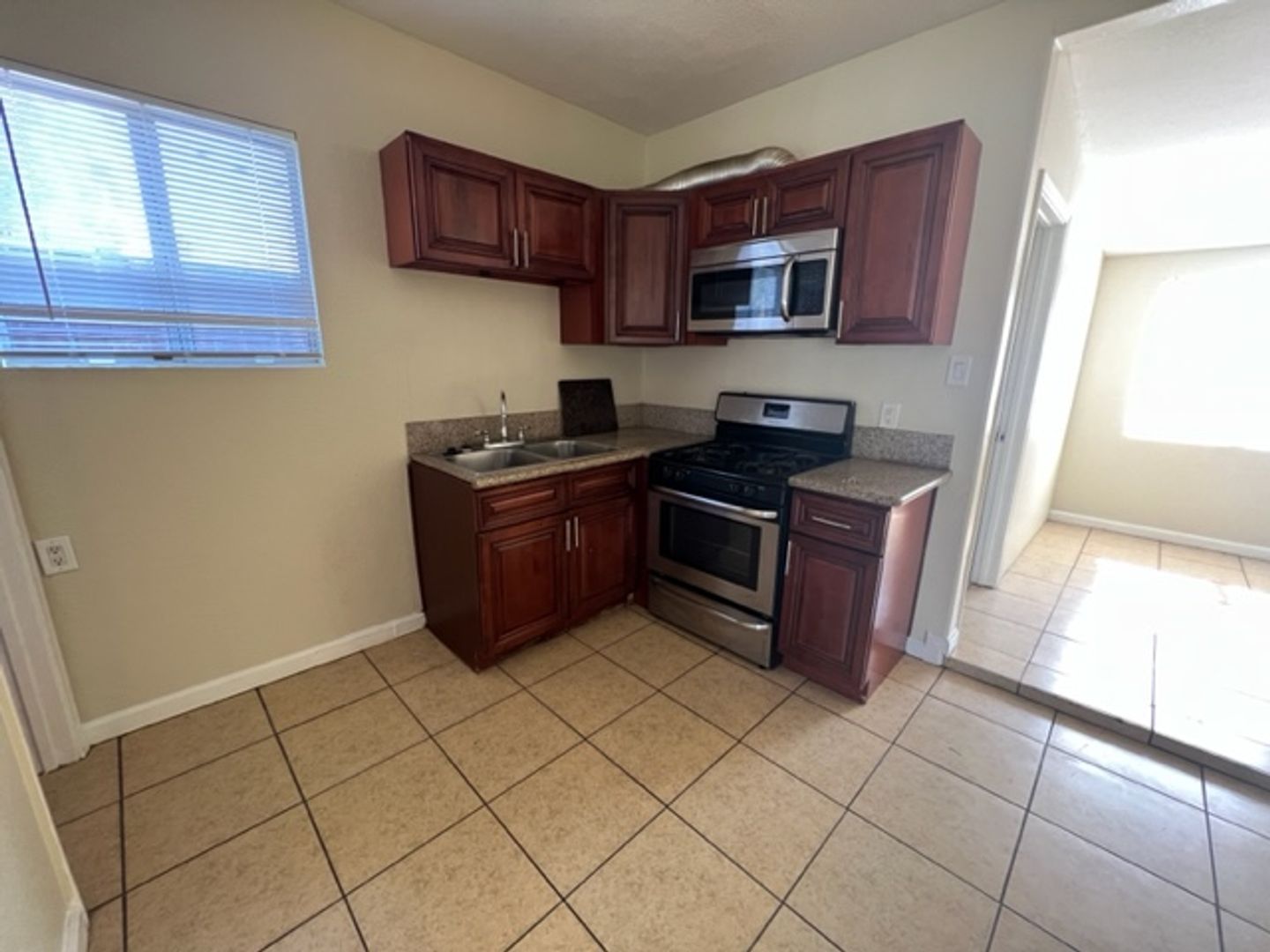 6951 Garden Drive Unit B - San Bernardino - California - 3 bed, 1 bath rental property