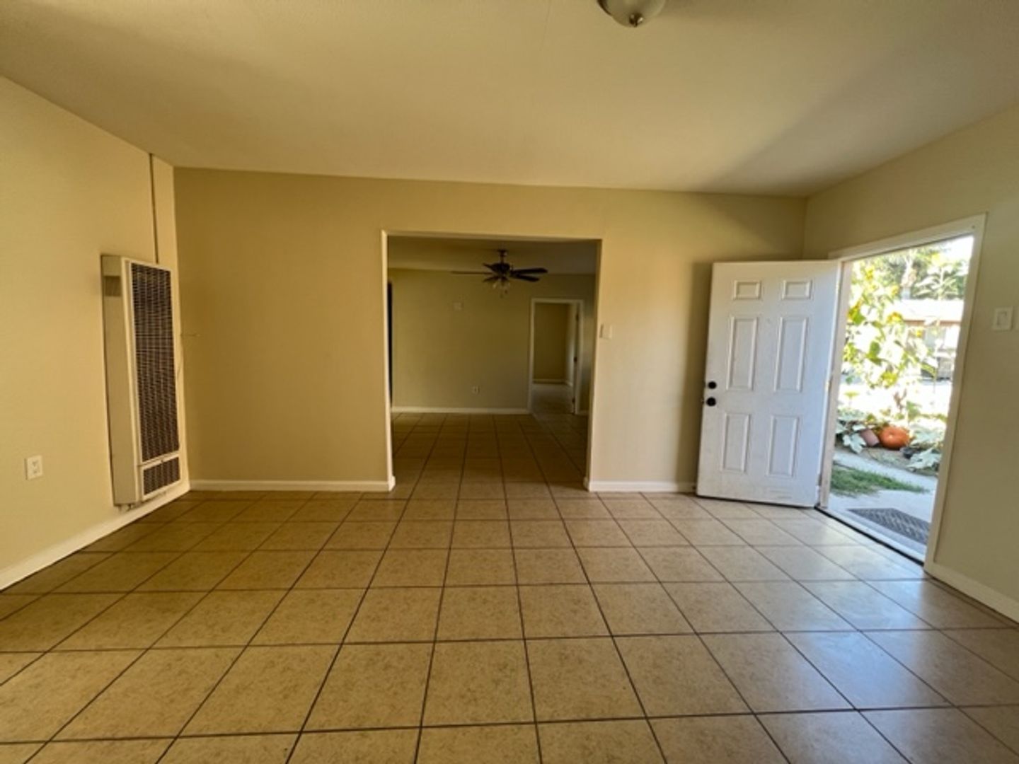 6951 Garden Drive Unit B - San Bernardino - California - 3 bed, 1 bath rental property