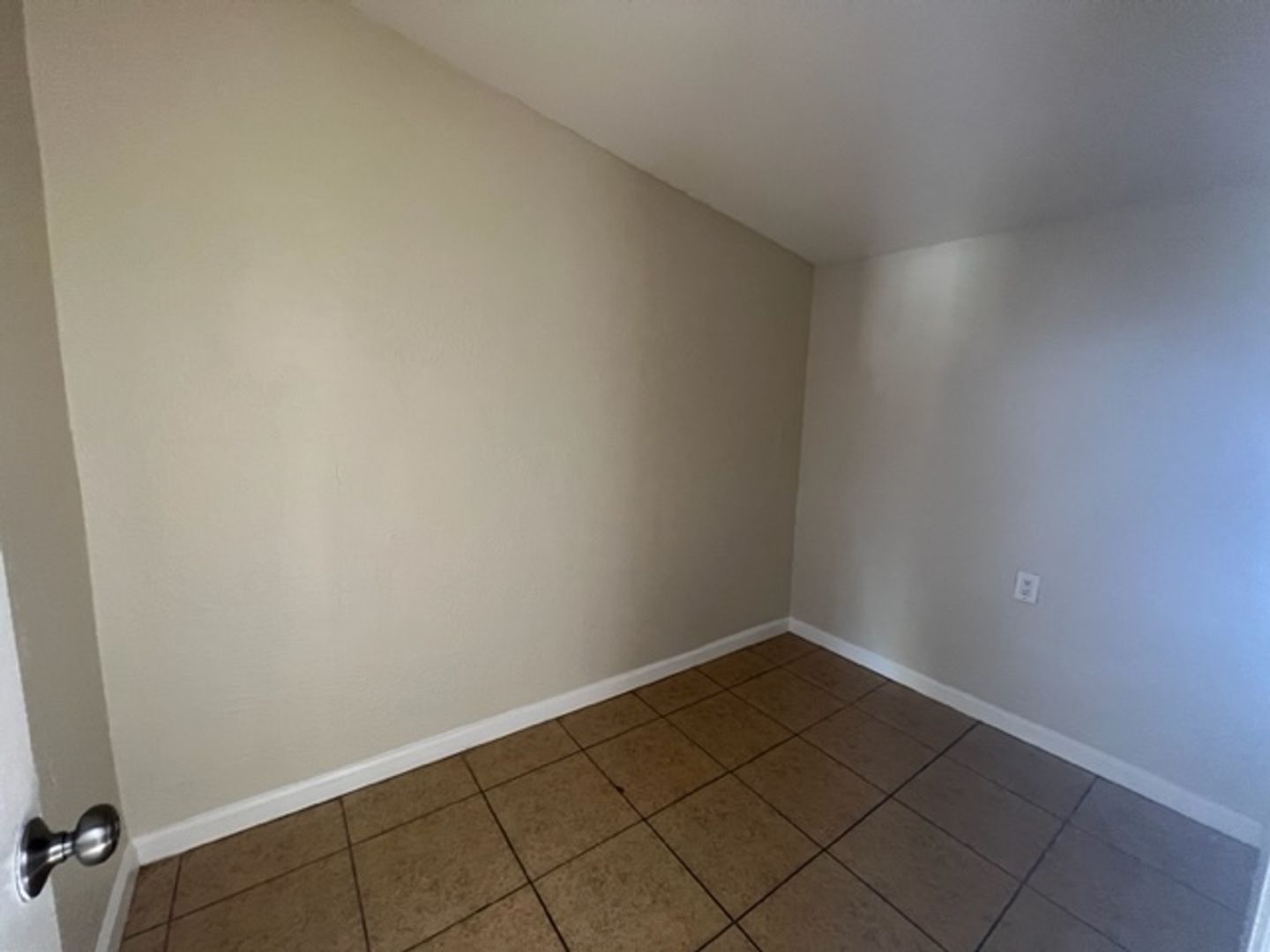6951 Garden Drive Unit B - San Bernardino - California - 3 bed, 1 bath rental property