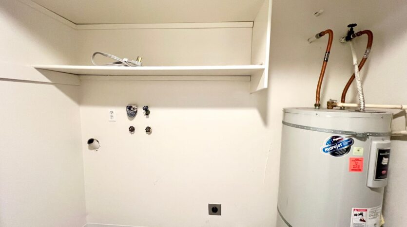 6951 SW Montauk Circle - Lake Oswego - Oregon - 2 bed, 1 bath rental property