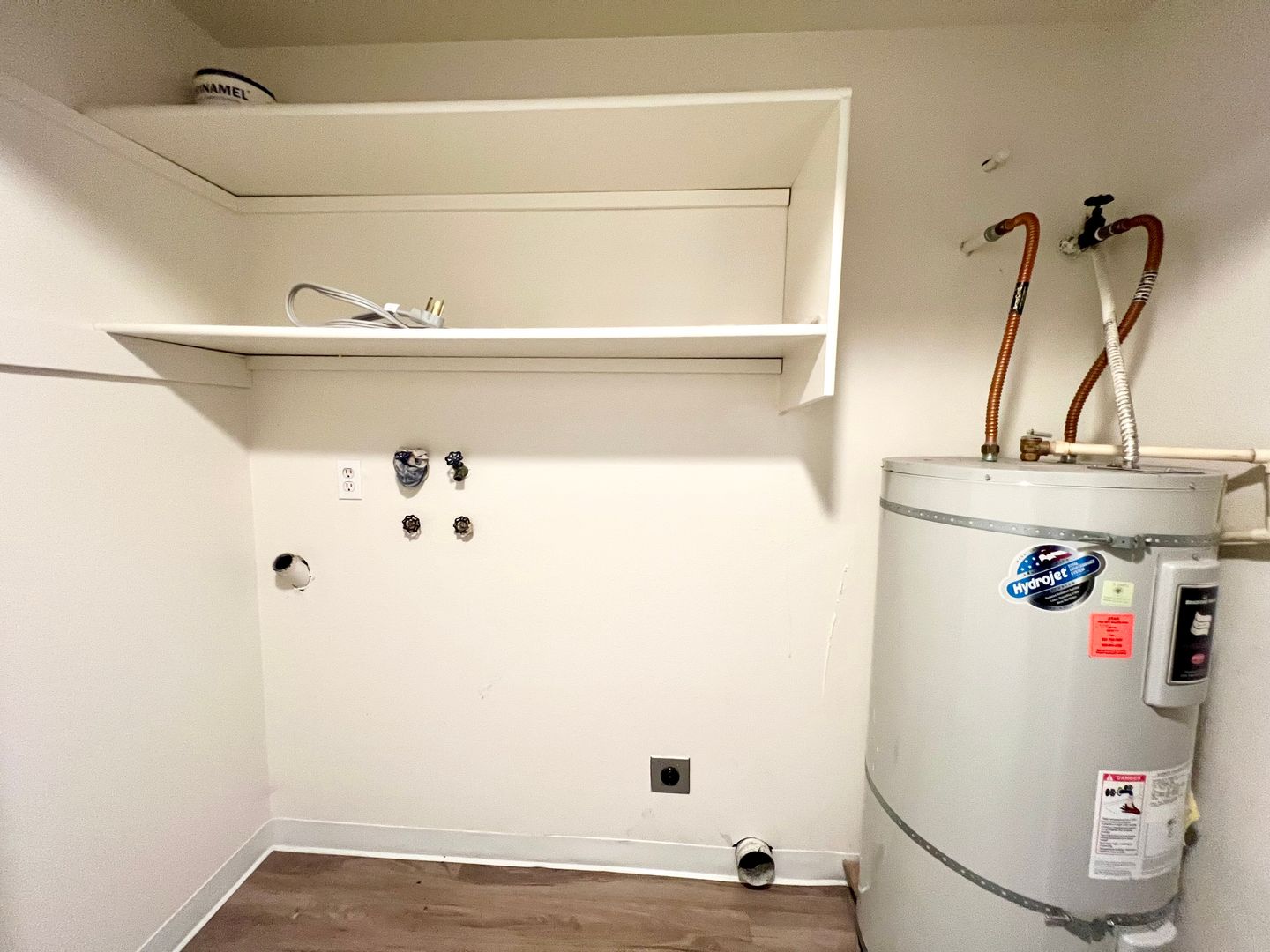 6951 SW Montauk Circle - Lake Oswego - Oregon - 2 bed, 1 bath rental property