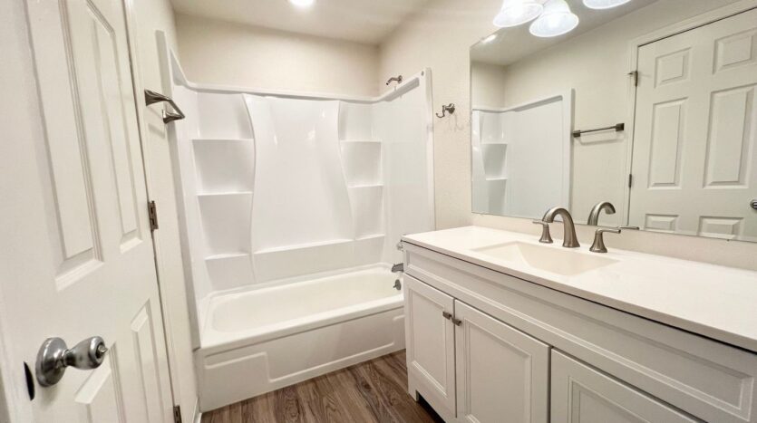 6951 SW Montauk Circle - Lake Oswego - Oregon - 2 bed, 1 bath rental property