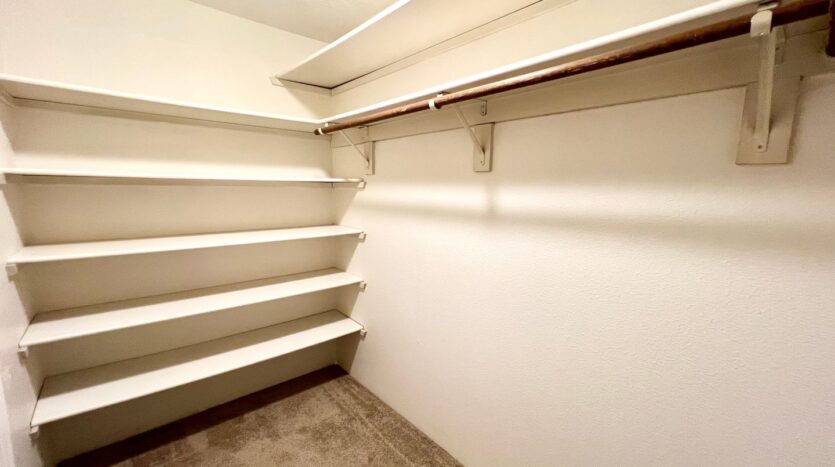 6951 SW Montauk Circle - Lake Oswego - Oregon - 2 bed, 1 bath rental property