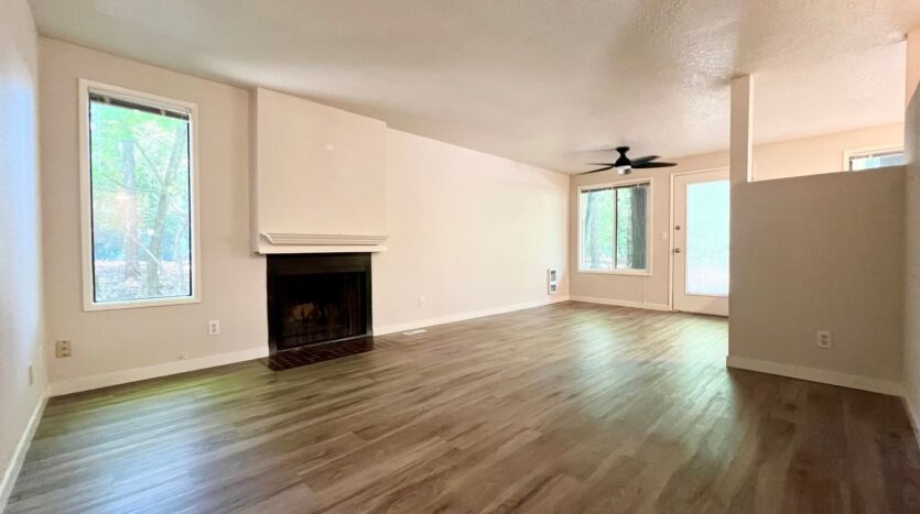 6951 SW Montauk Circle - Lake Oswego - Oregon - 2 bed, 1 bath rental property