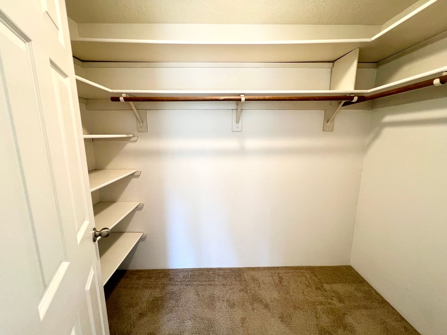 6951 SW Montauk Circle - Lake Oswego - Oregon - 2 bed, 1 bath rental property