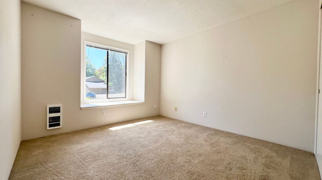 6951 SW Montauk Circle - Lake Oswego - Oregon - 2 bed, 1 bath rental property