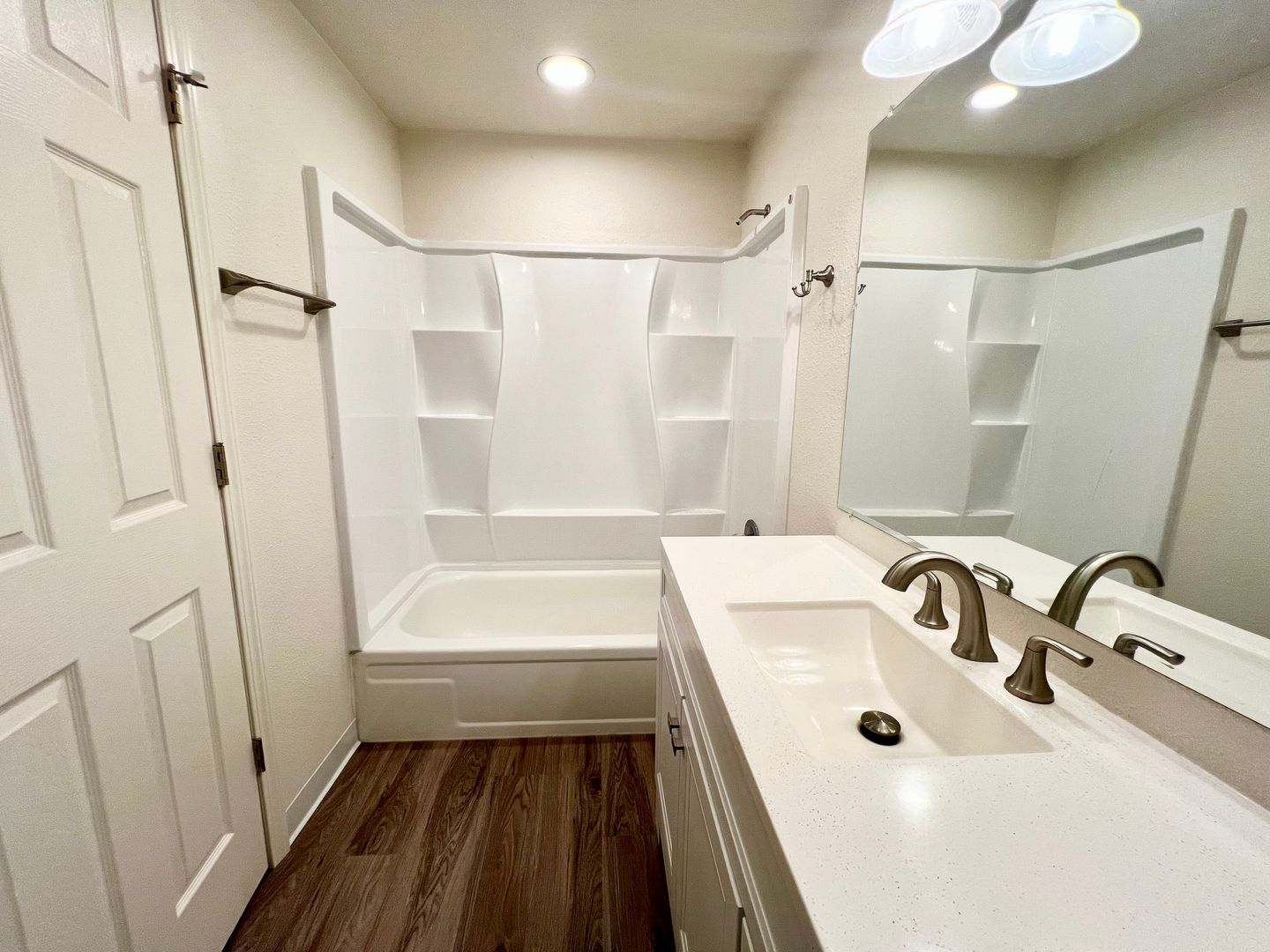 6951 SW Montauk Circle - Lake Oswego - Oregon - 2 bed, 1 bath rental property