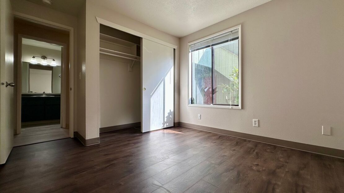 6955 SW Montauk Circle - Lake Oswego - Oregon - 2 bed, 1 bath rental property