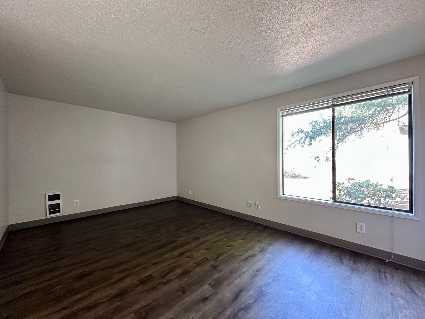 6955 SW Montauk Circle - Lake Oswego - Oregon - 2 bed, 1 bath rental property