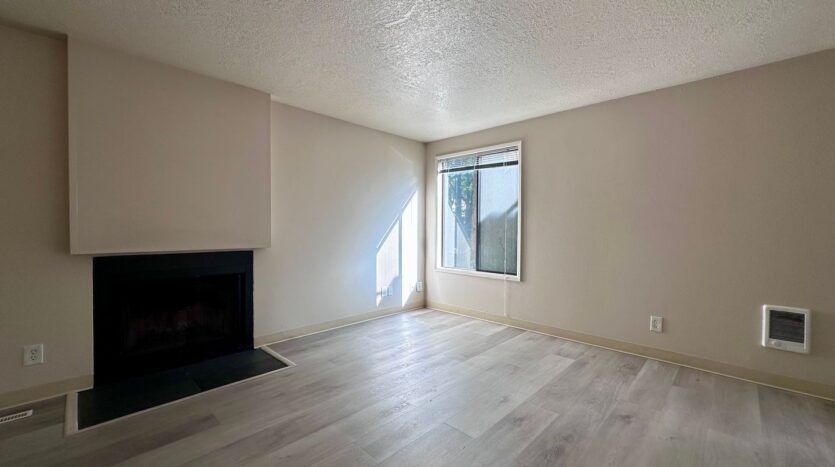 6955 SW Montauk Circle - Lake Oswego - Oregon - 2 bed, 1 bath rental property