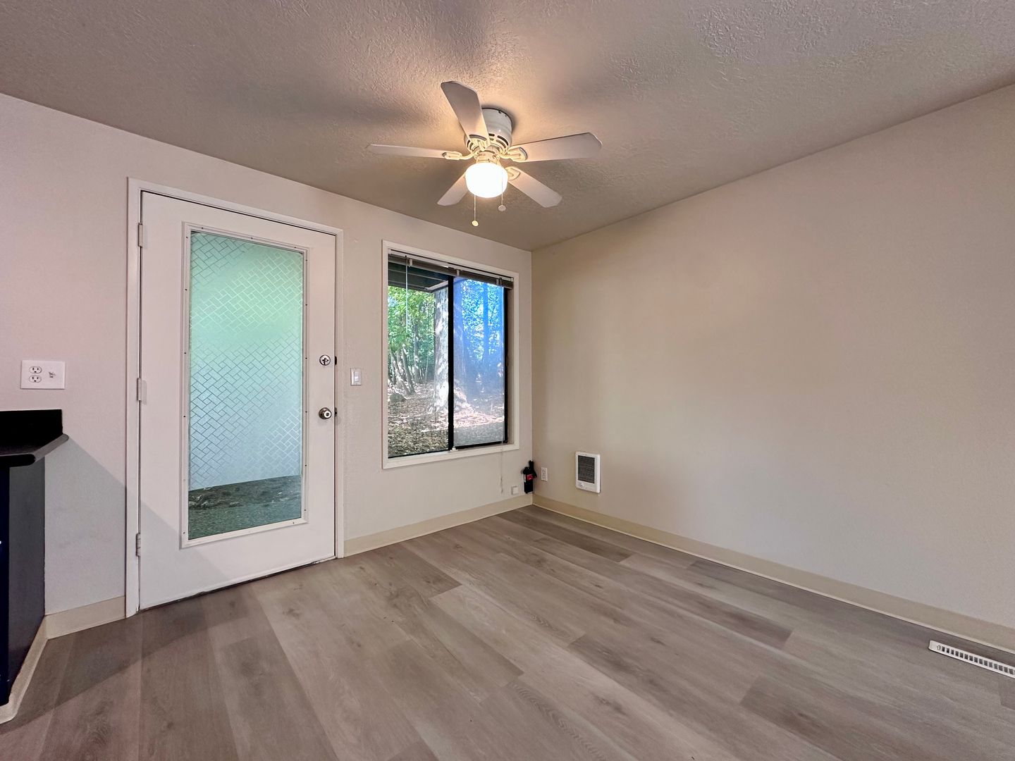 6955 SW Montauk Circle - Lake Oswego - Oregon - 2 bed, 1 bath rental property