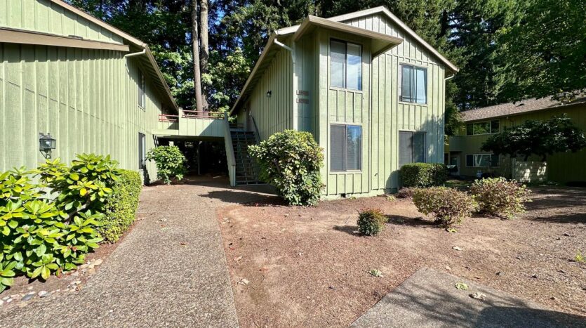 6955 SW Montauk Circle - Lake Oswego - Oregon - 2 bed, 1 bath rental property
