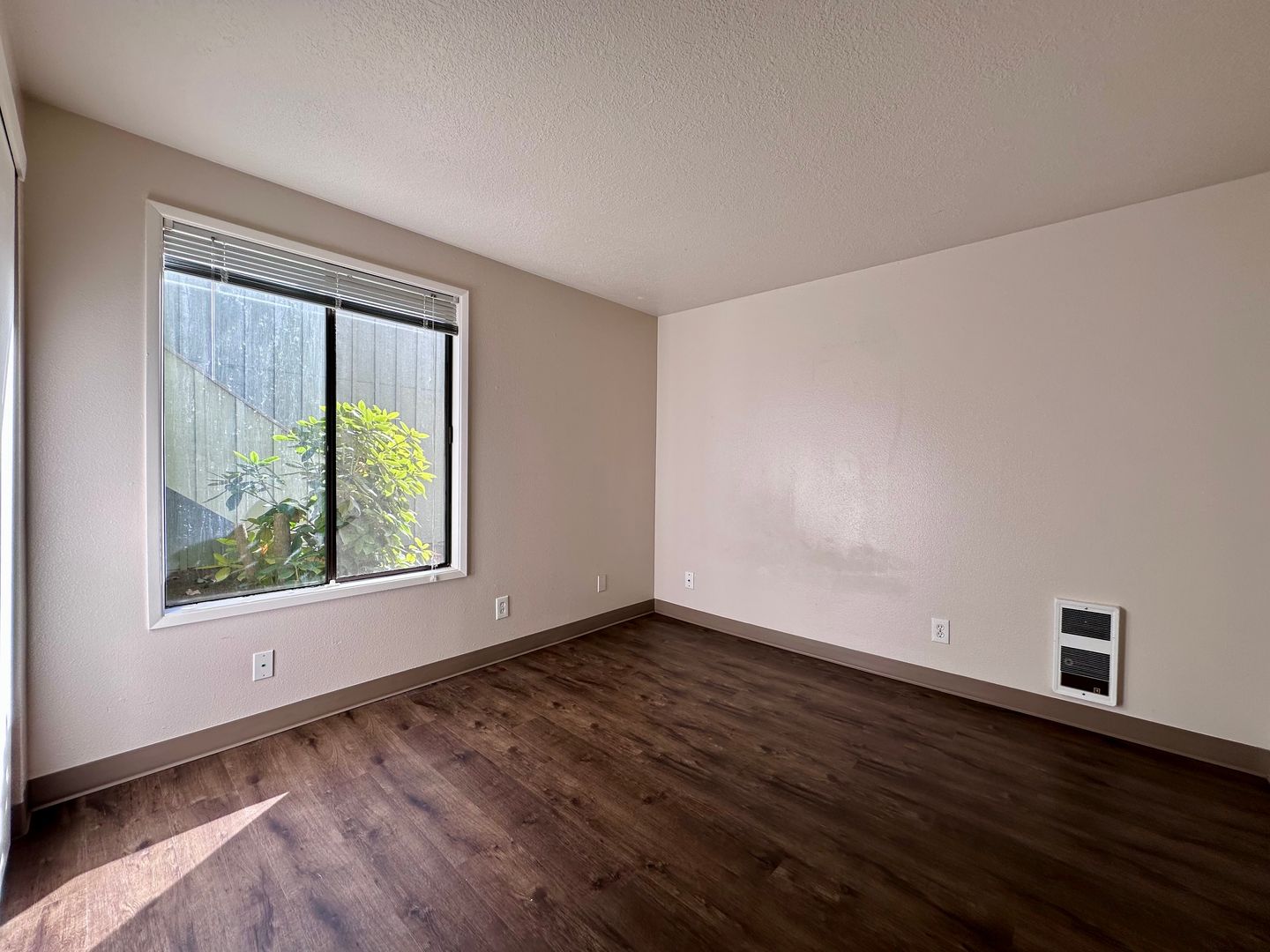 6955 SW Montauk Circle - Lake Oswego - Oregon - 2 bed, 1 bath rental property