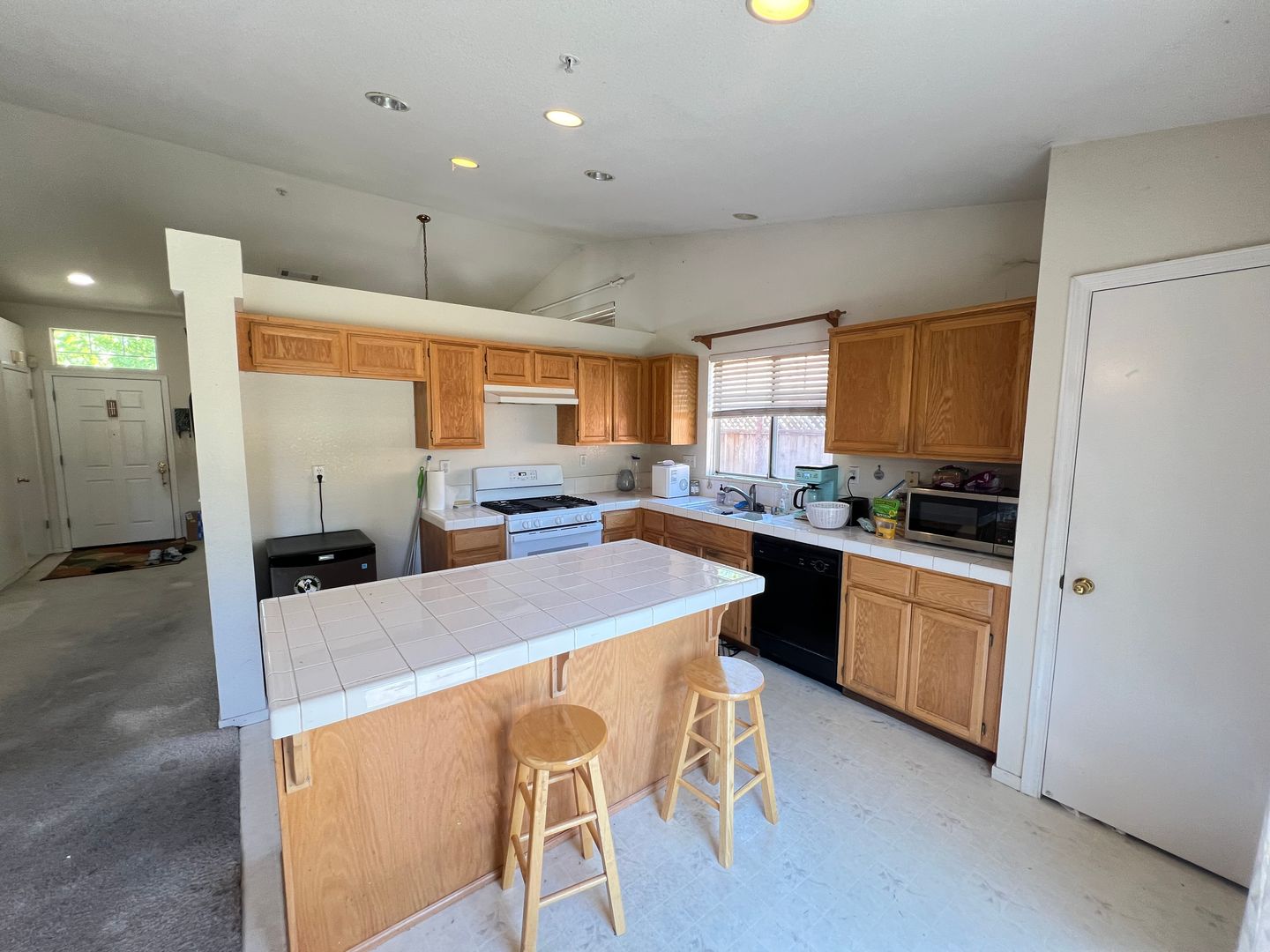 6968 Sunridge Drive - Livermore - California - 3 bed, 2 bath rental property