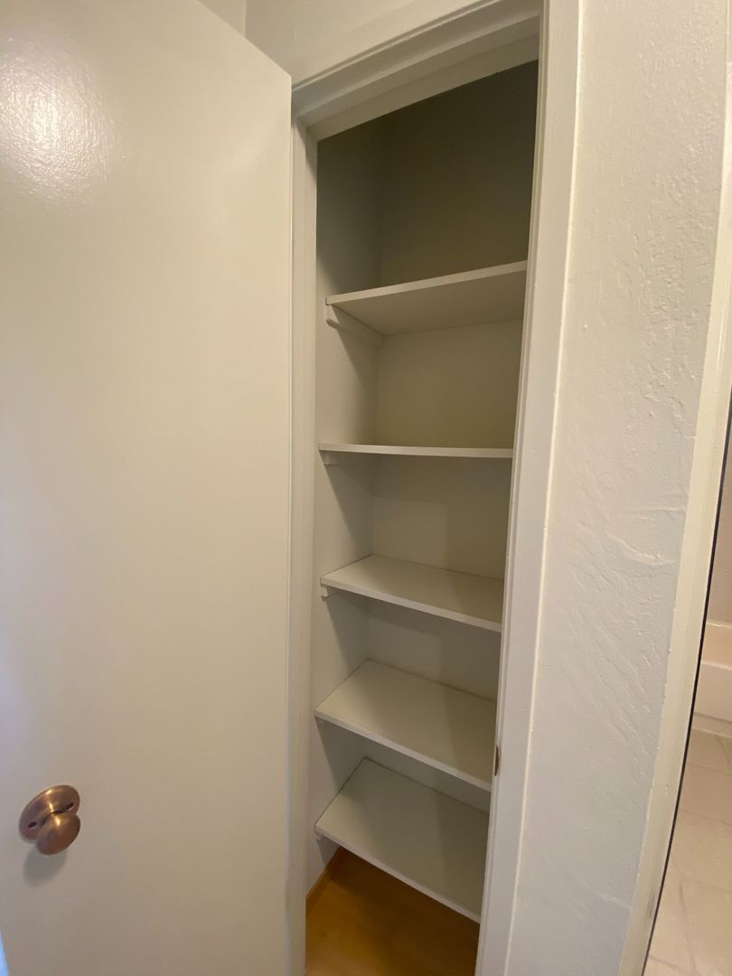 7 Captain Drive #214 - Emeryville - California - 1 bed, 1 bath rental property