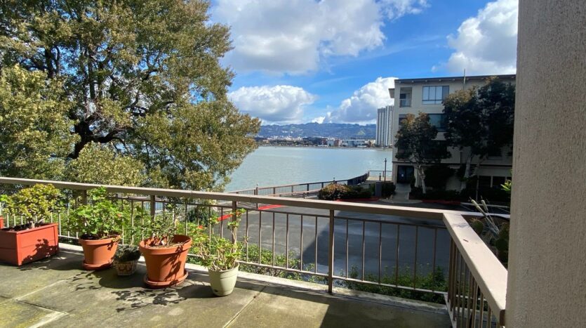 7 Captain Drive #214 - Emeryville - California - 1 bed, 1 bath rental property