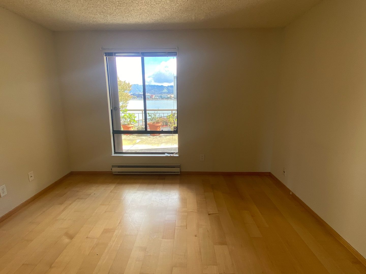 7 Captain Drive #214 - Emeryville - California - 1 bed, 1 bath rental property