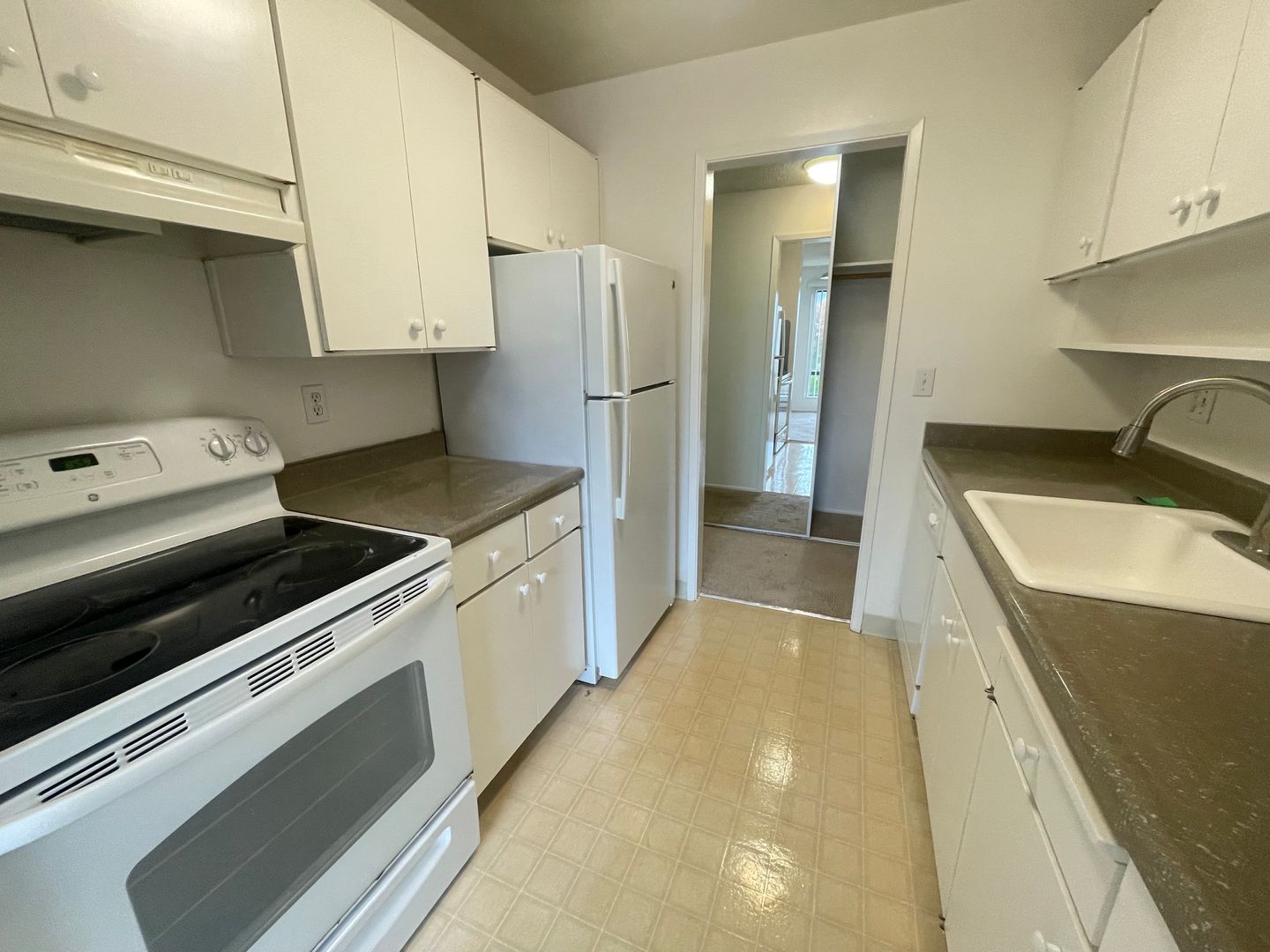 7 Commodore Drive #364 - Emeryville - California - 1 bed, 1 bath rental property