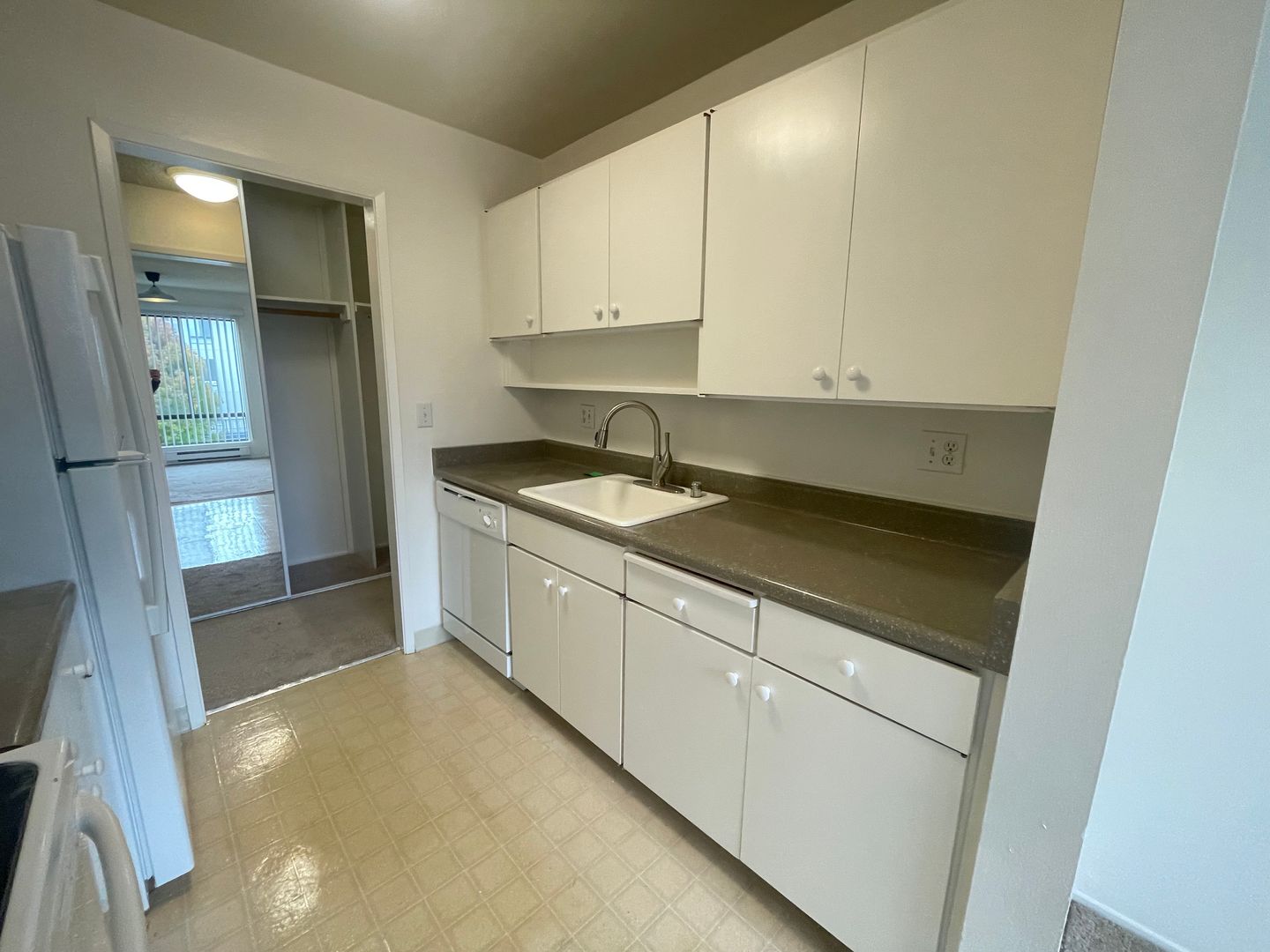 7 Commodore Drive #364 - Emeryville - California - 1 bed, 1 bath rental property