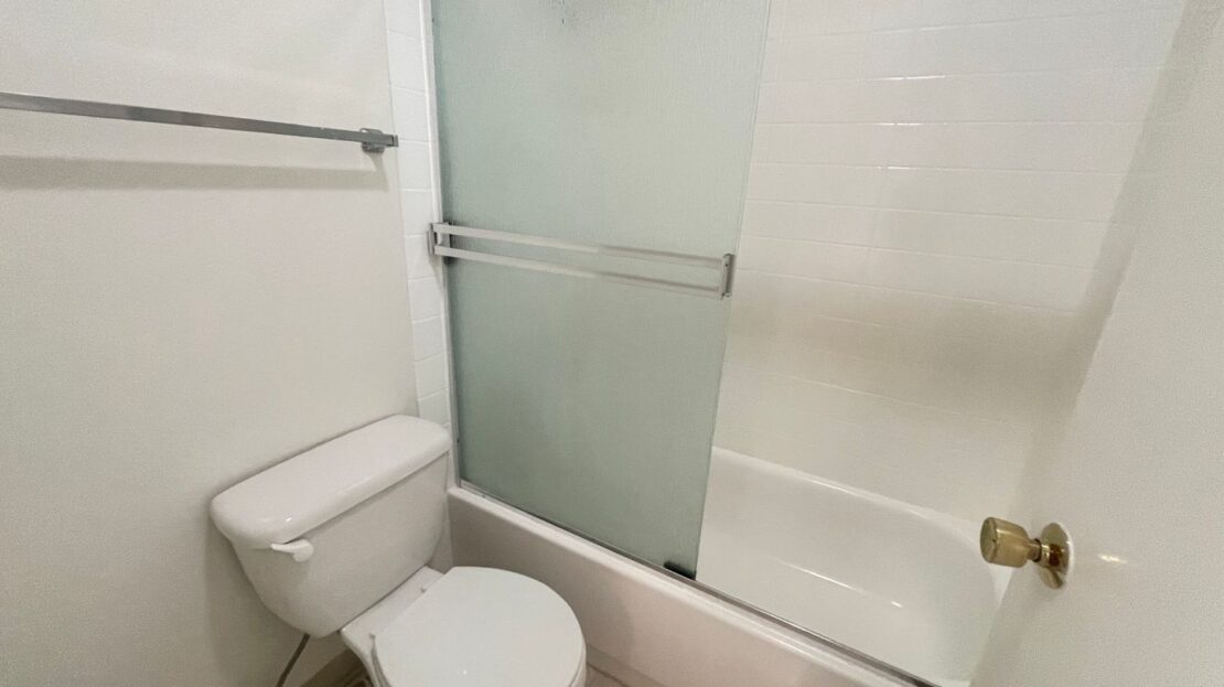 7 Commodore Drive #364 - Emeryville - California - 1 bed, 1 bath rental property