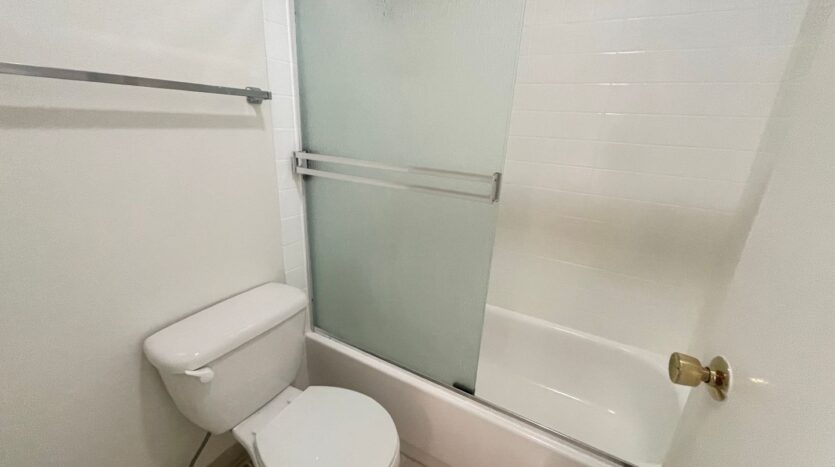 7 Commodore Drive #364 - Emeryville - California - 1 bed, 1 bath rental property