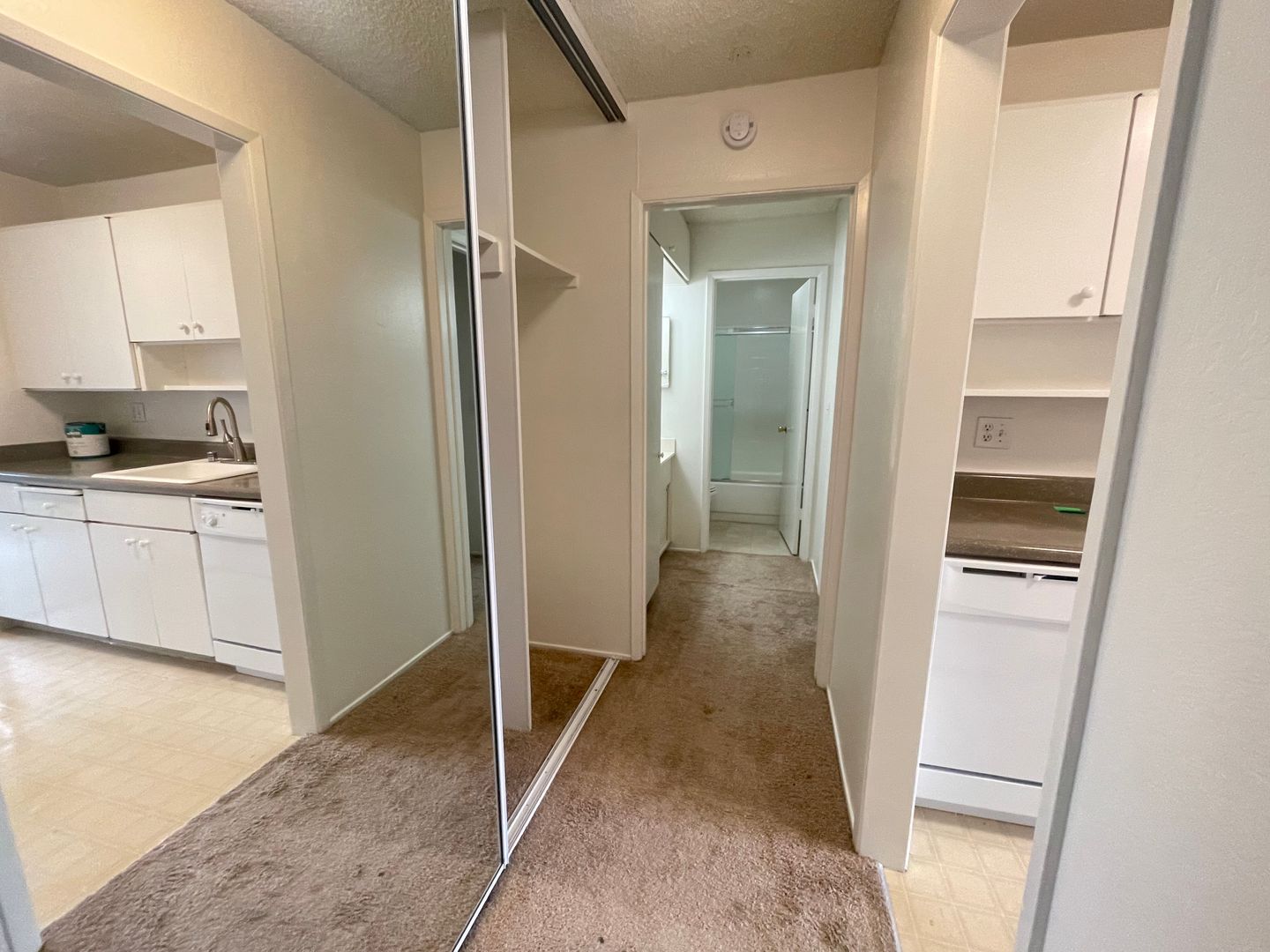 7 Commodore Drive #364 - Emeryville - California - 1 bed, 1 bath rental property