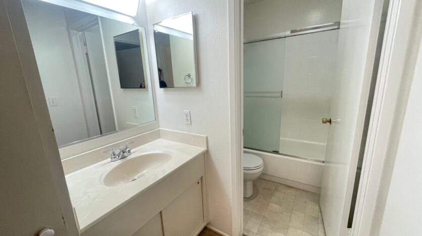 7 Commodore Drive #364 - Emeryville - California - 1 bed, 1 bath rental property