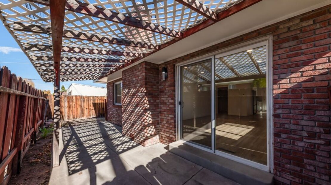 701 Monroe Street - 715 - Reno - Nevada - 2 bed, 1 bath rental property