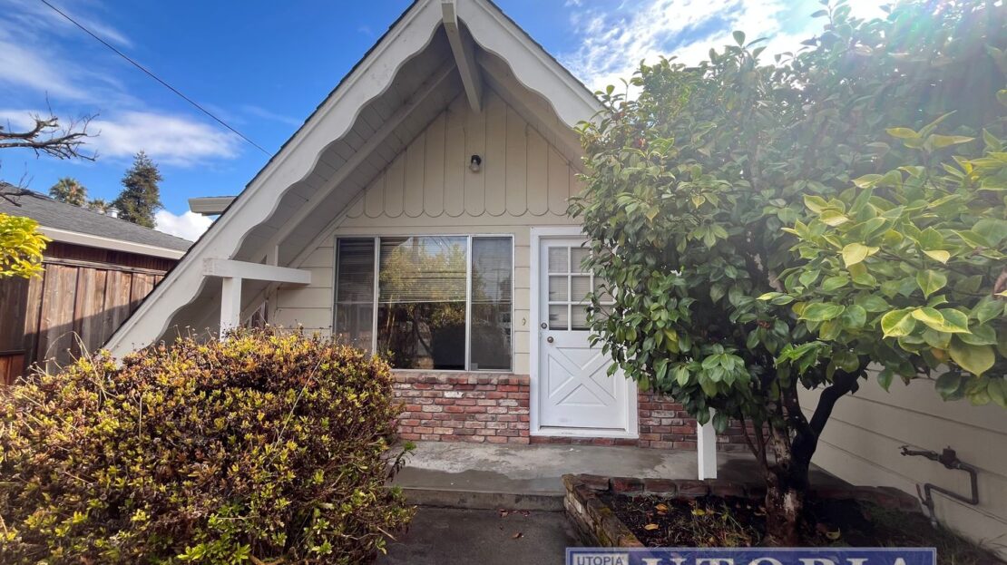 704 Almar Avenue - Santa Cruz - California - 2 bed, 1.5 bath rental property
