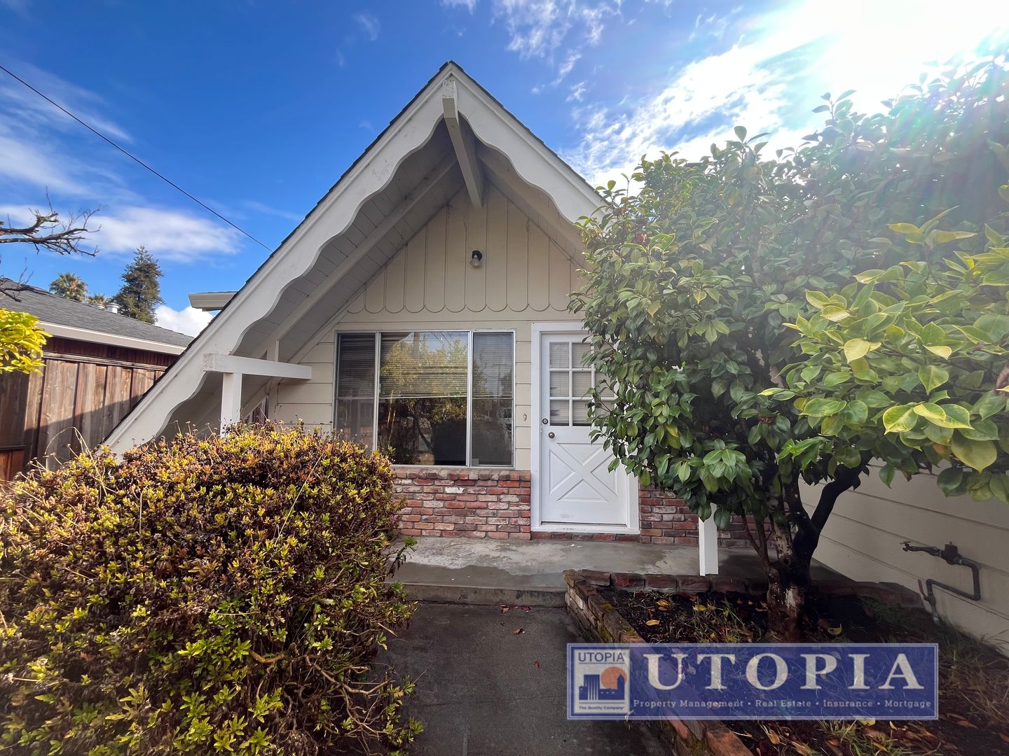 704 Almar Avenue - Santa Cruz - California - 2 bed, 1.5 bath rental property