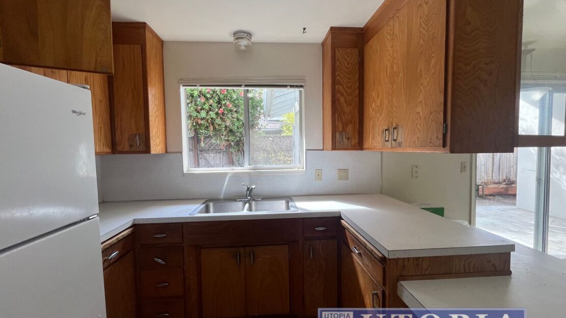 704 Almar Avenue - Santa Cruz - California - 2 bed, 1.5 bath rental property