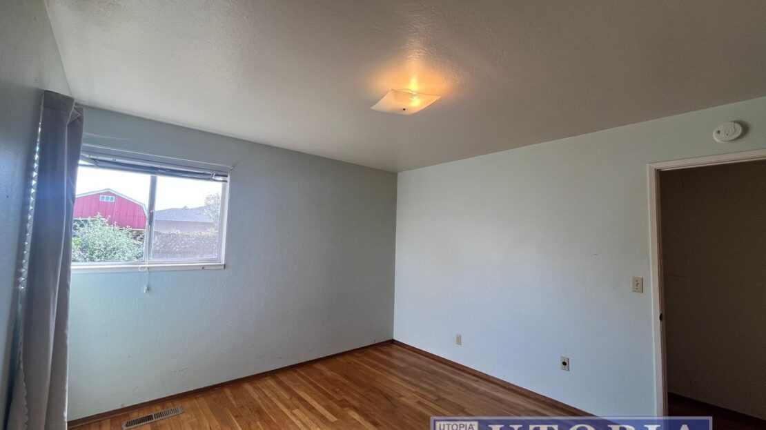 704 Almar Avenue - Santa Cruz - California - 2 bed, 1.5 bath rental property