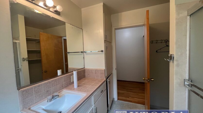 704 Almar Avenue - Santa Cruz - California - 2 bed, 1.5 bath rental property