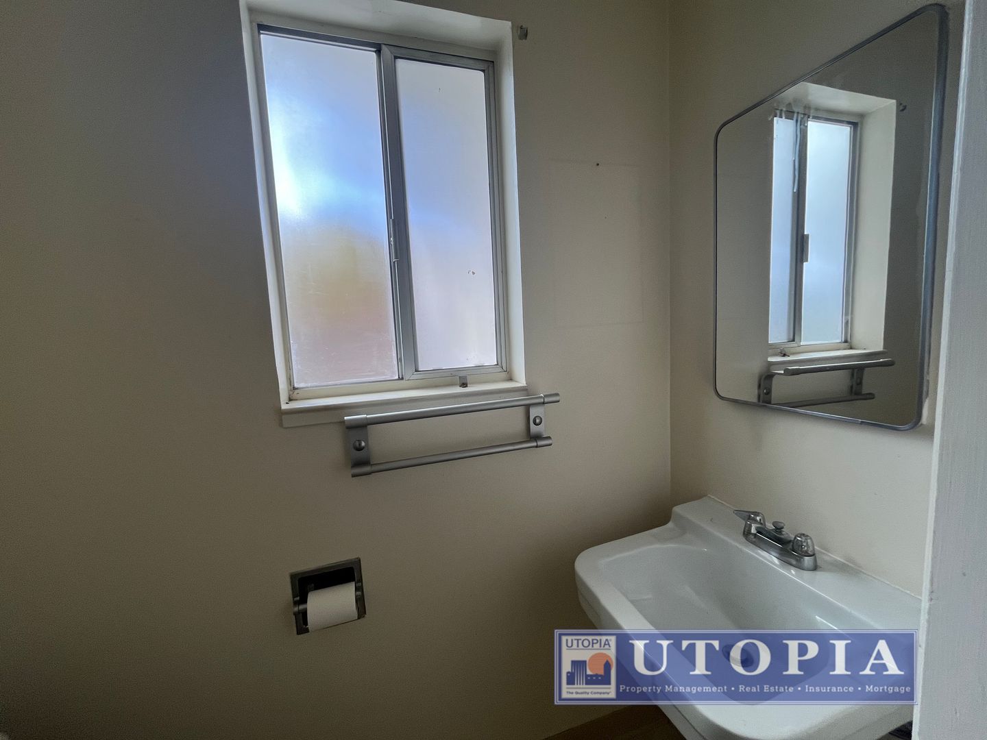 704 Almar Avenue - Santa Cruz - California - 2 bed, 1.5 bath rental property