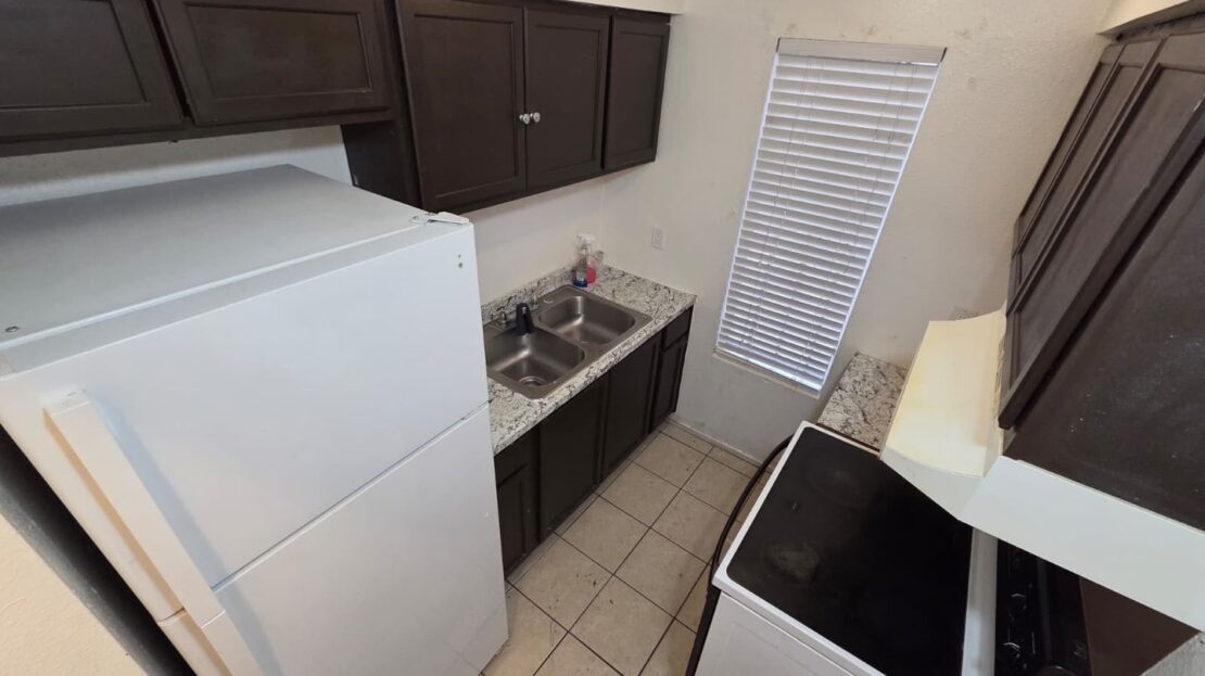 717 Covington Lane Apt. 2 - Las Vegas - Nevada - 2 bed, 1 bath rental property