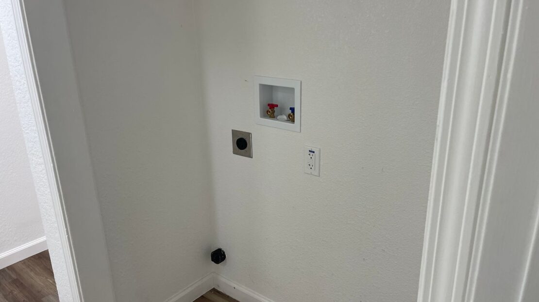 721 E Oak St - Stockton - California - 2 bed, 2 bath rental property