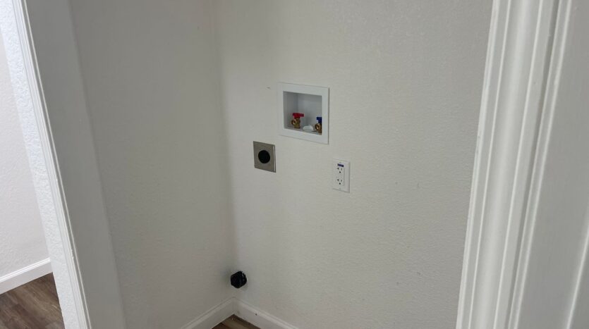 721 E Oak St - Stockton - California - 2 bed, 2 bath rental property