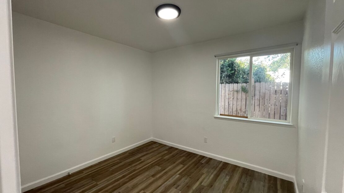 721 E Oak St - Stockton - California - 2 bed, 2 bath rental property