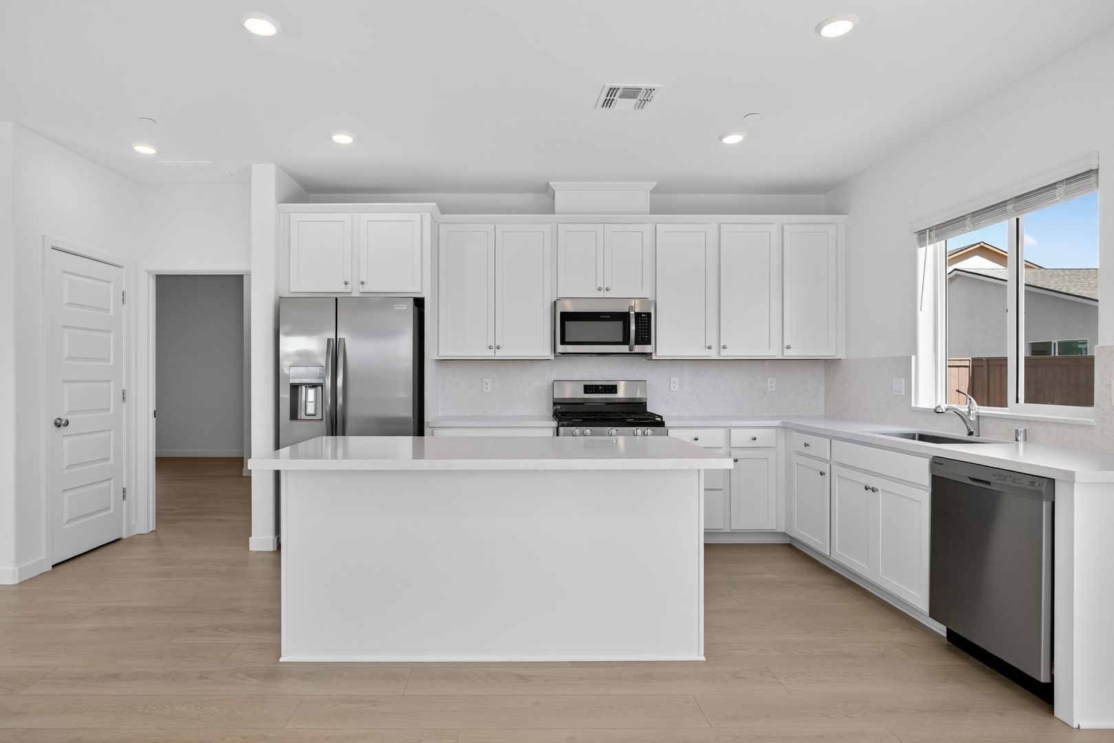 7240 Wakeby Way - Stockton - California - 4 bed, 2.5 bath rental property