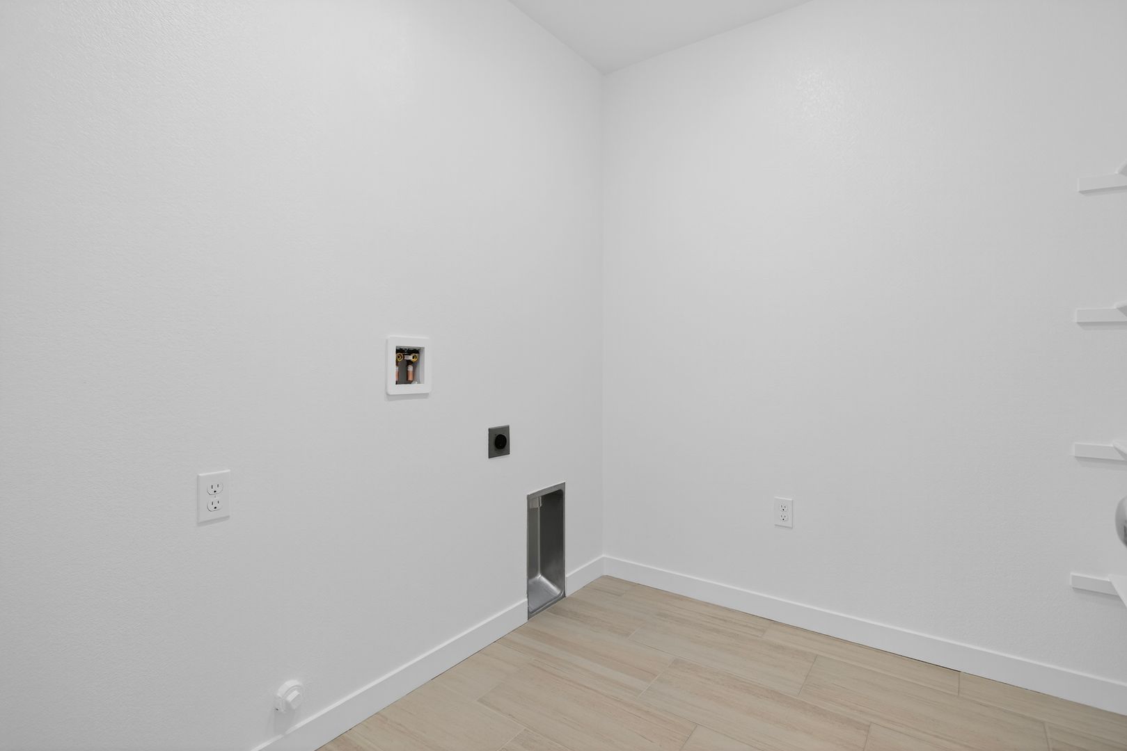 7240 Wakeby Way - Stockton - California - 4 bed, 2.5 bath rental property