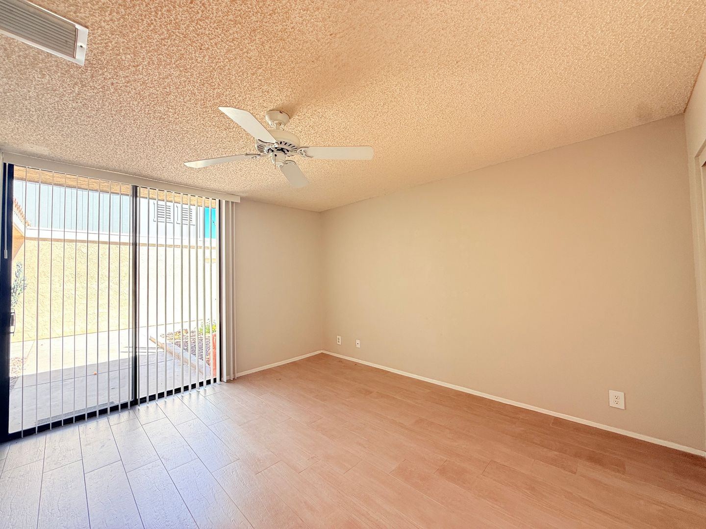 72462 Doheney Dr - Rancho Mirage - California - 3 bed, 3 bath rental property